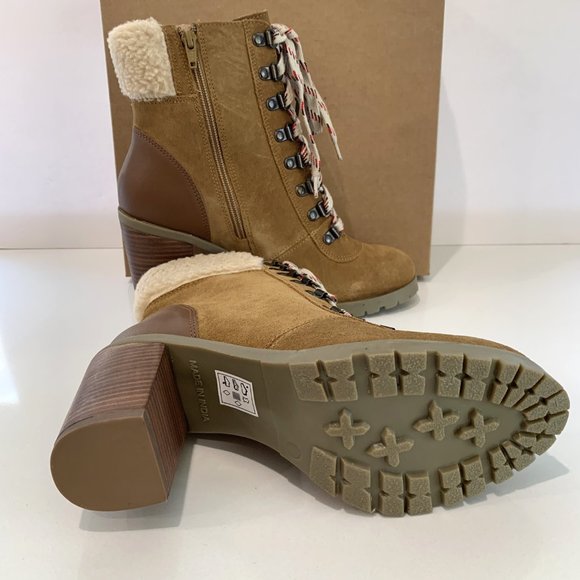 Crevo Joan Boots Suede Leather Faux Fur Heel Booties Tan Size 9 NEW - Picture 6 of 7